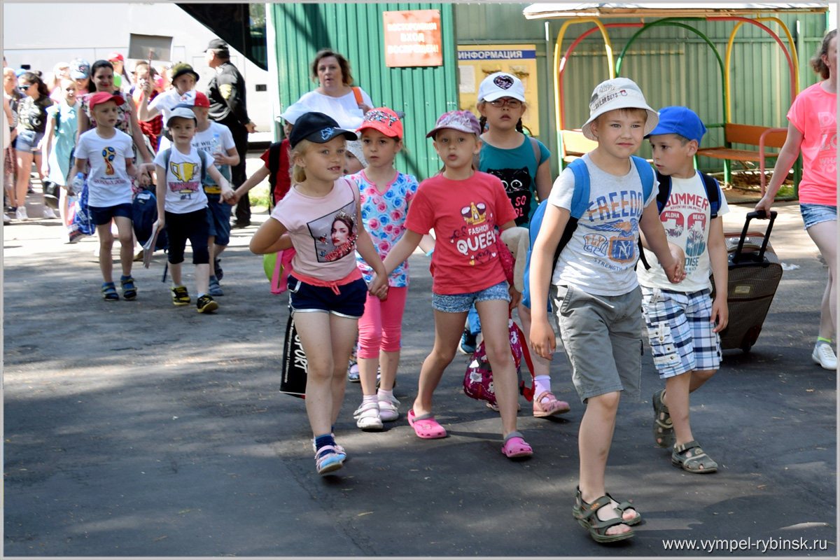 24 июня в детском лагере имени Г.С.Титова, принадлежащем АО «ССЗ «Вымпел», началась вторая летняя смена
