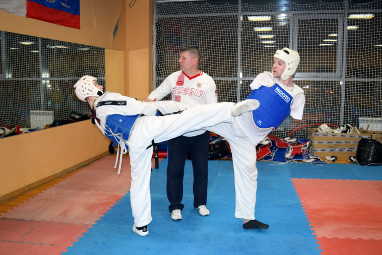 «Вымпел» помог паралимпийцу Валерию Базину 