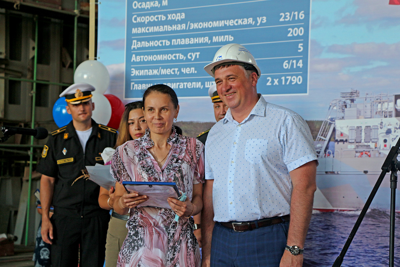 15 июля 2021г. на ССЗ «Вымпел» состоялась закладка катера специального назначения проекта 21980 «Грачонок» 