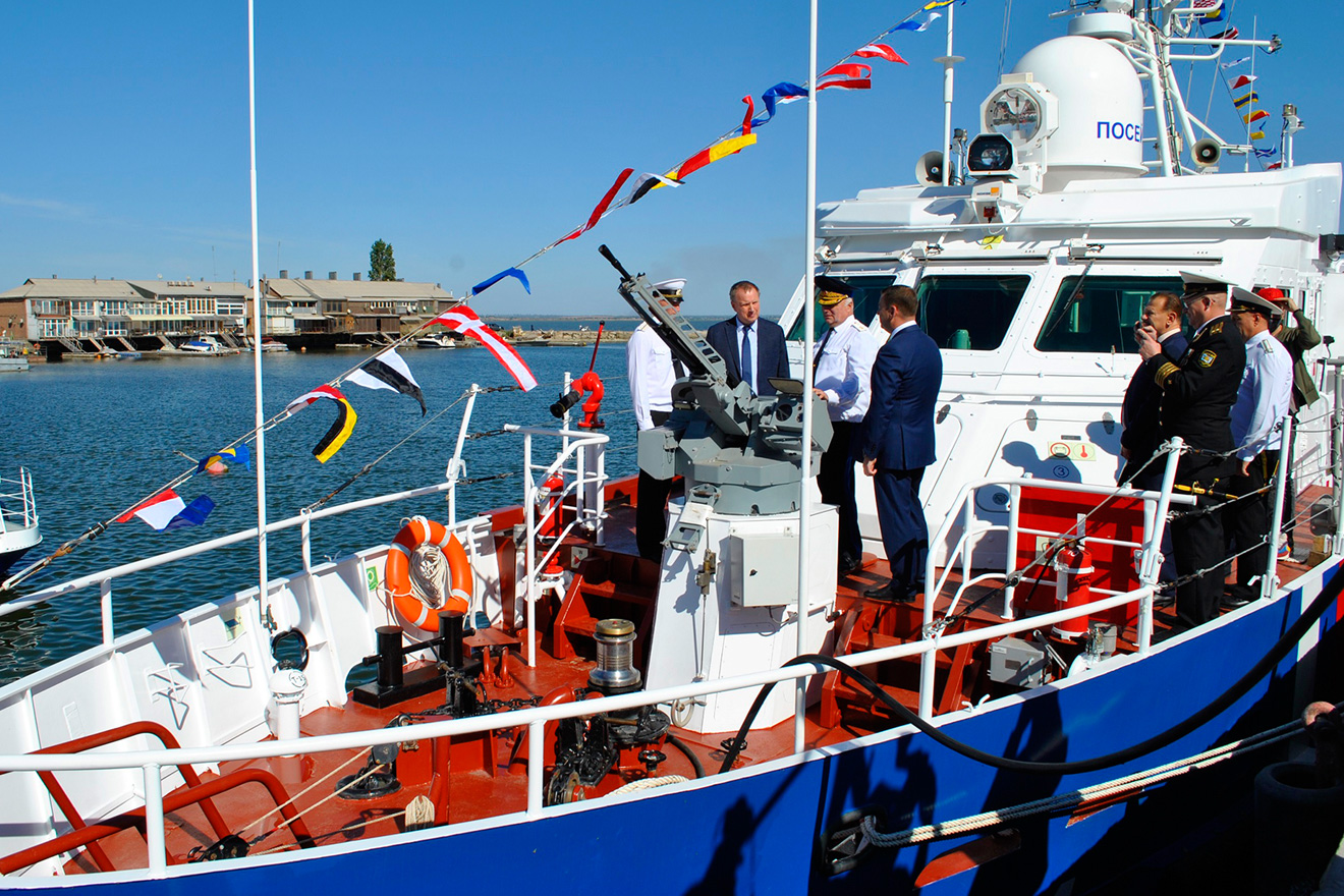 16 сентября 2021г. состоялся торжественный подъем флага на патрульном катере проекта 1496М1 (речной) зав.№01409