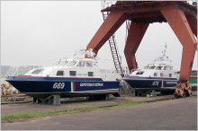 Подготовка к транспортировке малых пограничных катеров «Чибис» проекта 21850